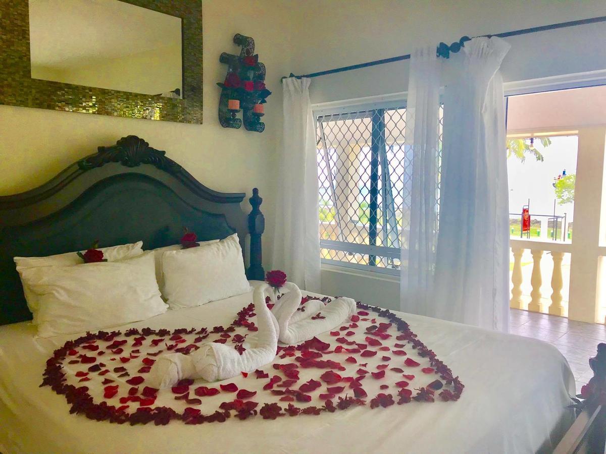 Villa Ishadora Nuku'alofa Extérieur photo